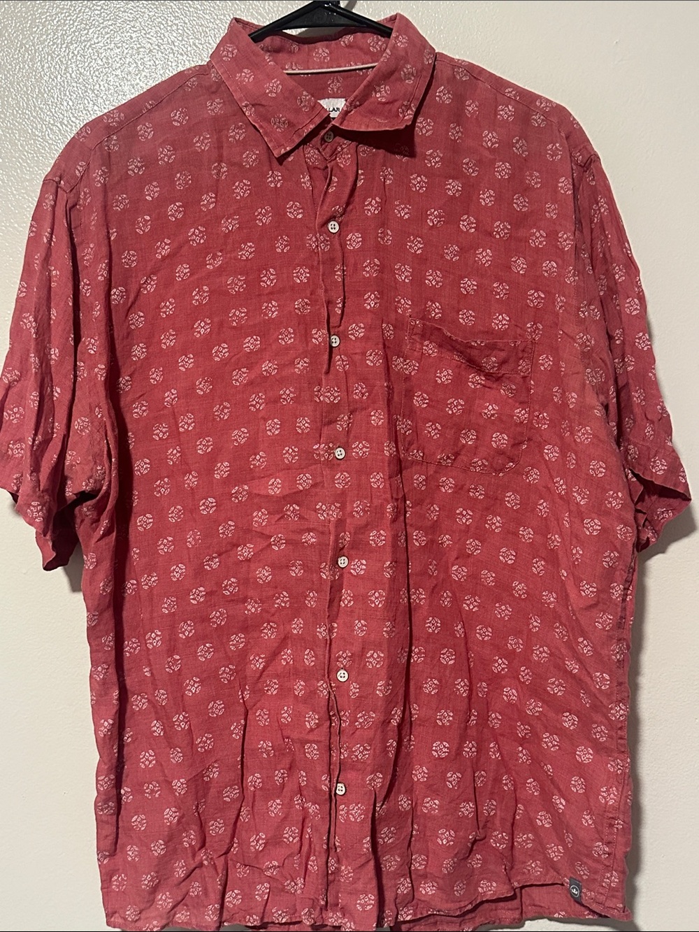 Peter Millar Short-Sleeve Button-Down Shirt in Dusty Red Floral 100% linen